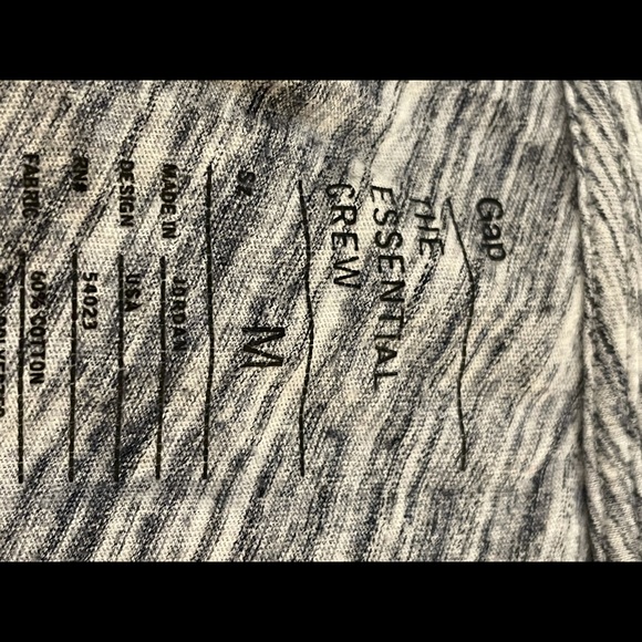 The Essential Crew from Gap - Picture 2 of 2